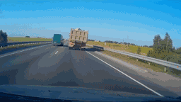 Авария в Калужской области, где погибло восемь человек, попала на видео