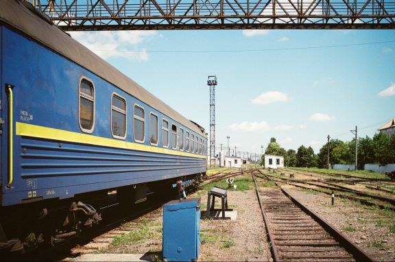 "Чтоб жизнь раем не казалась". СМИ назвали украинские поезда металлоломом