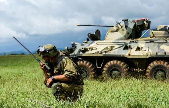 Военные атташе стран НАТО приглашены на учения "Восток-2018"