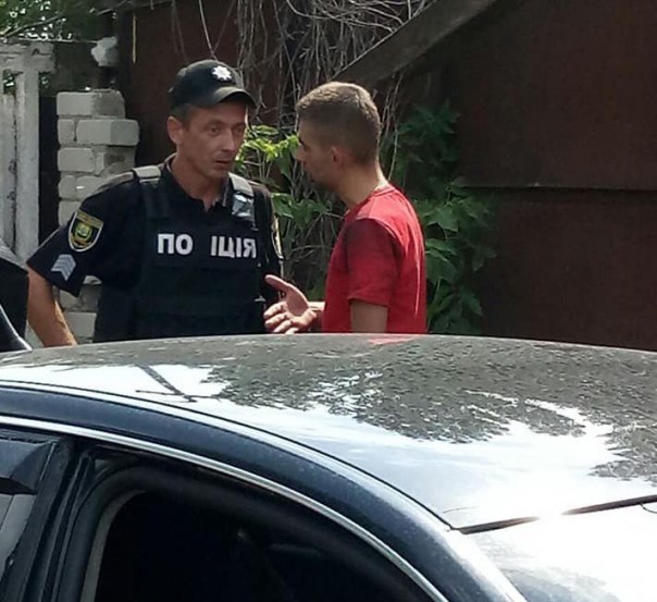 В Мариуполе задержали пьяных укрофашистов, которые катались по городу на машине с номерами ДНР