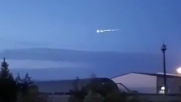 Над Югрой пронесся светящийся зеленый шар