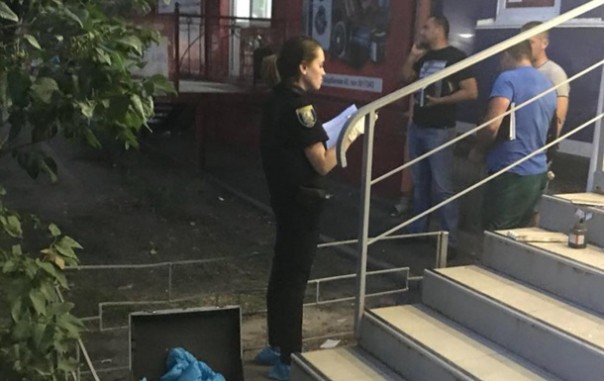 В Киеве ограбили ювелирный магазин и застрелили охранника