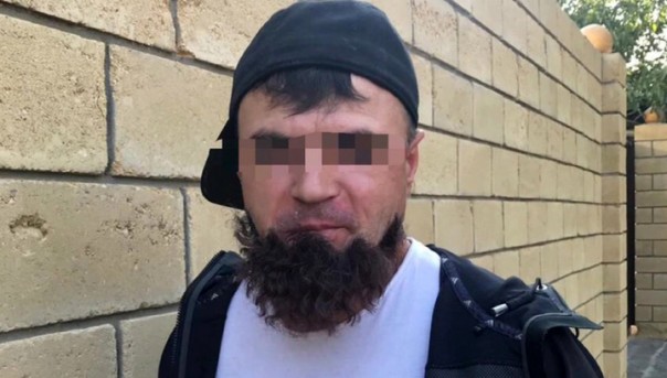 Борода отклеилась: в Одессе задержан участник преступной группировки