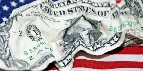 Последствия торговой войны США: мир отказывается от доллара