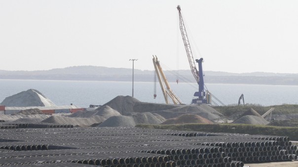 FT: в немецких водах началось строительство участка «Северный поток - 2»