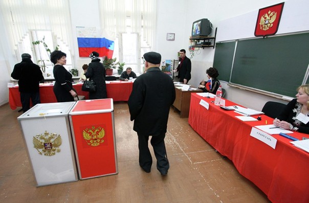 «Гражданский долг всех россиян»: что люди думают про участие в выборах