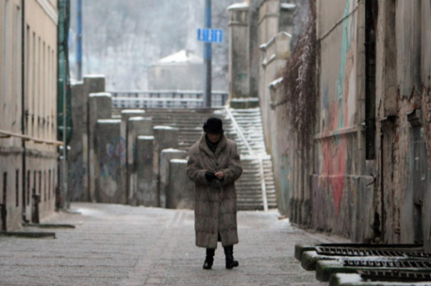 «Прибалтийские сестрицы» нещадно тонут в алкоголе и массовой эмиграции населения