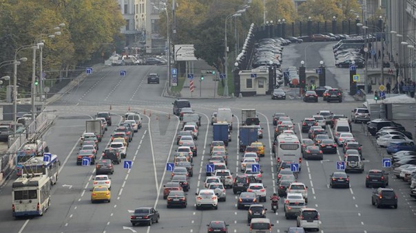 На дорогах хотят устанавливать динамические знаки