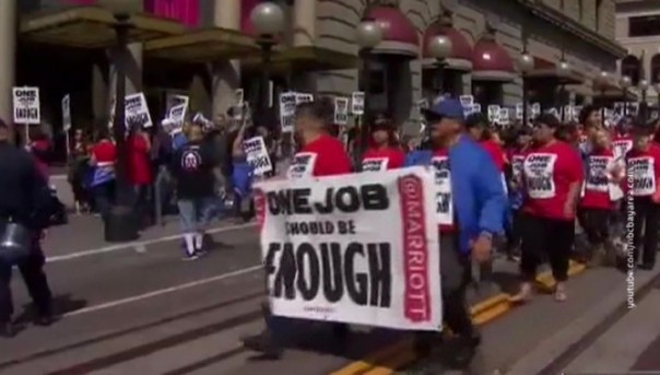 В США задержали демонстрантов, требовавших улучшения условий труда