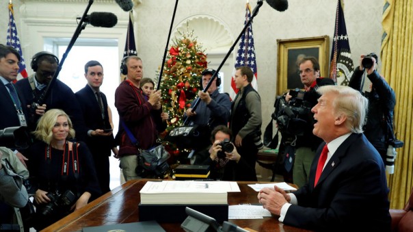 «Давайте убьем его! Давайте что-то делать»: Дональд Трамп о Башаре Асаде