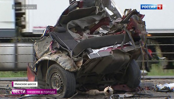 Разорванные машины и пьяный таран: безумные маневры на столичных дорогах