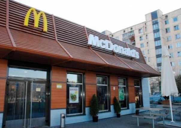 Языковой скандал в Киеве: сотрудники Макдональдса из Донбасса отказались общаться на украинском языке