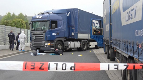 Кровавая резня из-за Крыма: За что в Германии чуть не убили калининградского дальнобойщика