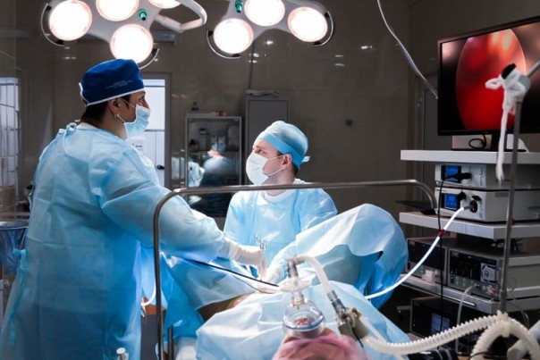 Почему удаление грижи стоит доверить профессионалам?