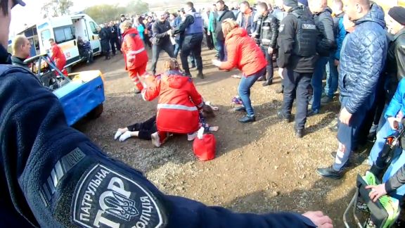 В Кривом Роге во время гонок авто влетело в толпу (Видео)