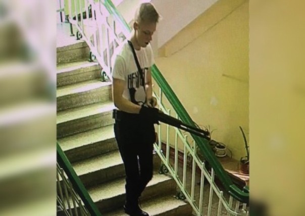 Появилось видео со стрельбой и моментом взрыва в керченском колледже | Ситуация после взрыва в Керчи