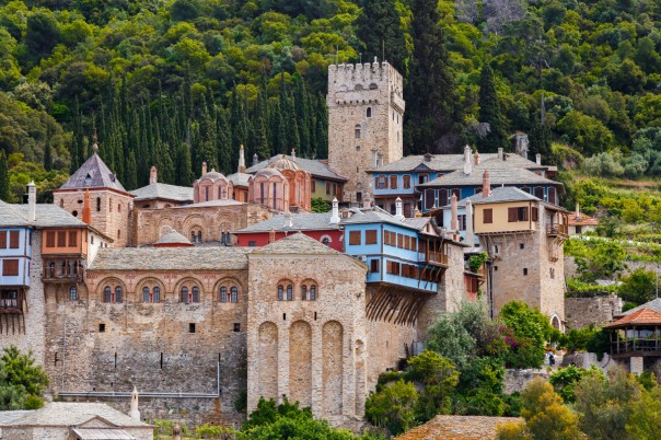 Афон вышел из-под власти Константинопольского патриархата