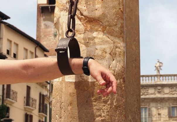 Немецкие СМИ рассказали, как украинцы попадают в рабство