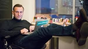 Отчаянный хайп Навального: блогер поставил норму расследований региональным штабам