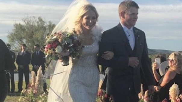 Молодожены погибли спустя два часа после свадьбы, разбившись на вертолете