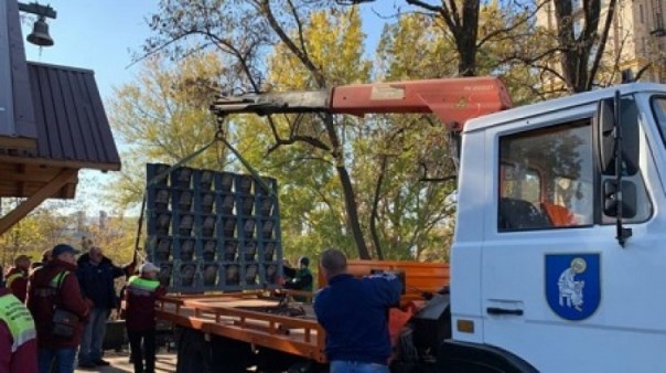 В Киеве демонтировали мемориал Небесной сотни