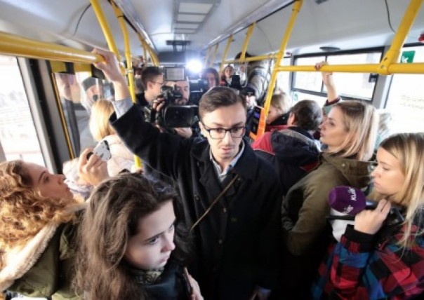 Едем и скорбим! В украинском транспорте запустят спектакли и перфомансы в честь 85 годовщины голодомора