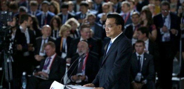 Китай требует от АСЕАН запретить кораблям США заходить в Южно-Китайское море