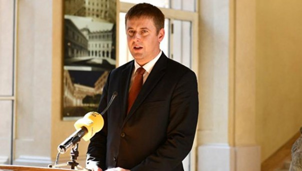 Чешский депутат объяснил слова главы МИД о "российской угрозе"