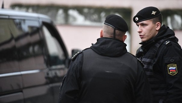 Суд арестовал на два месяца первого из задержанных украинских моряков