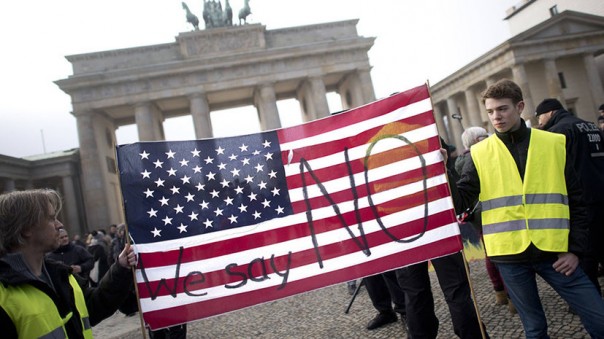 «Страшный сон для англосаксонского мира»: большинство немцев выступают за более тесные связи с Россией, а не с США