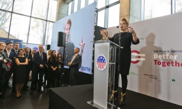 Правительство Польши поссорилось с американским послом