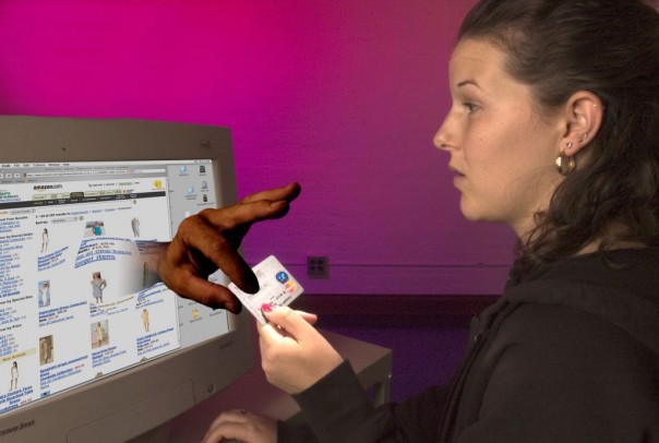 На платежках ЖКХ разместят инструкции, как избежать мошенничества