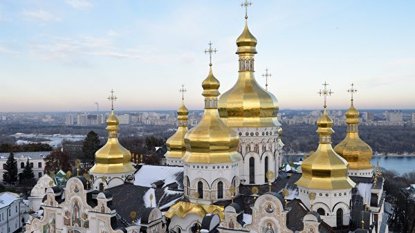 Более 50 архиереев УПЦ вернули приглашения на "объединительный собор"