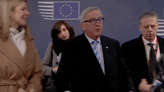 "Юнкер - бумеранг за Ельцина": Глава Еврокомиссии, как пьяный, потрепал чиновницу ЕС за волосы