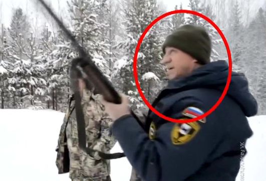 Незаконная охота: губернатор Иркутской области убил спящего медведя