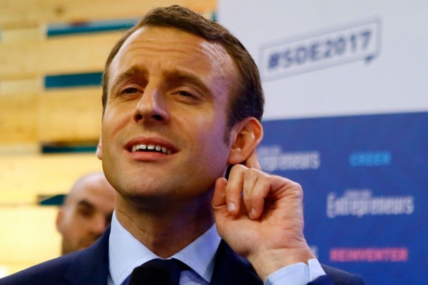 "Хто не скачет - тот Макрон!"