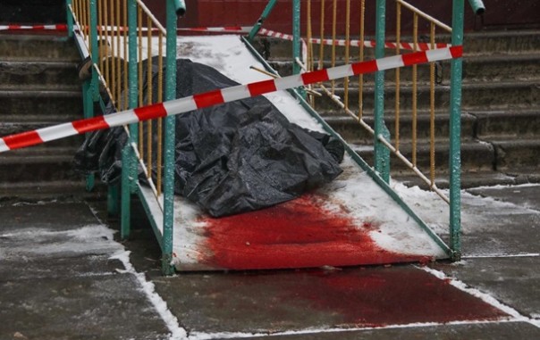 -1. В Киеве хрюмберг АТЫ выпрыгнул с 14 этажа