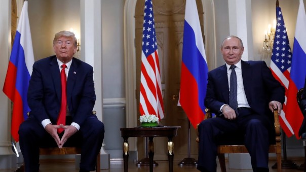 Противоположности. Нужно быть дураком, чтобы считать, что Россия хочет восстановить СССР — эксперт