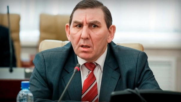 Замминистра строительства Бурятии переехал в СИЗО | Вице-губернатор Псковской области Александр Кузнецов задержан на рабочем месте
