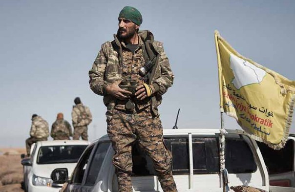 Сирийские курды бросились в объятия Дамаска