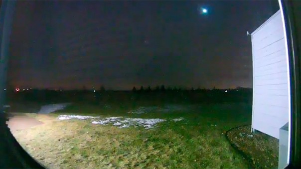 Опубликовано видео огненного метеора в небе над Миннесотой