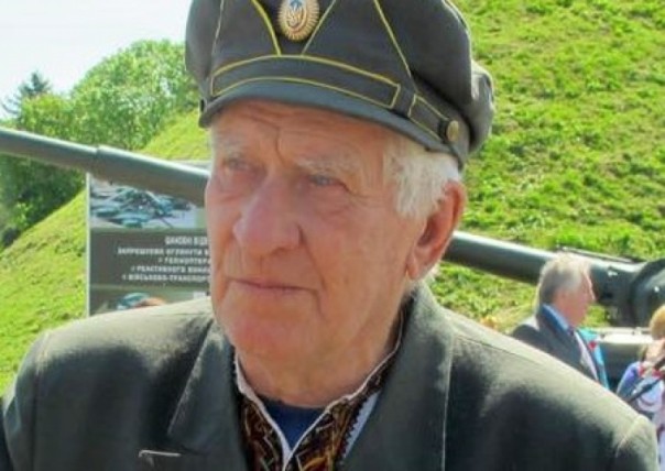 В Ивано-Франковске избили председателя ОУН-УПА