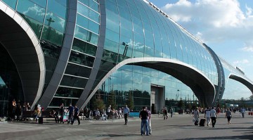 Российским аэропортам выбрали имена Высоцкого, княгини Ольги и Рериха