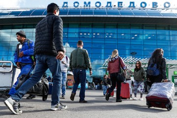В московском аэропорту поставят алкорамки