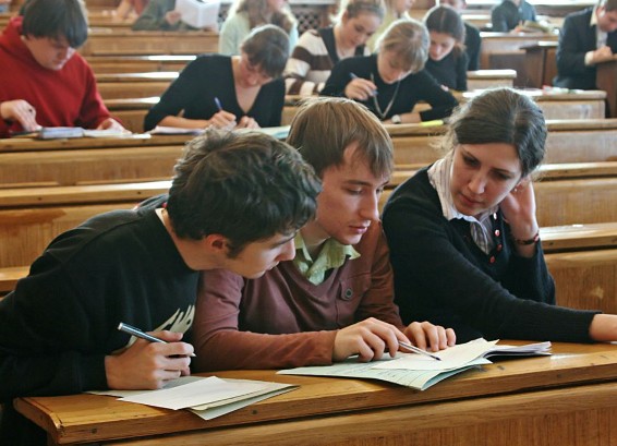 Хорошее образование и высокий IQ. Россию признали одной из умнейших стран мира