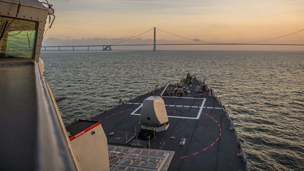 Корабли ВМФ начали наблюдение за американскими эсминцами в Балтийском море