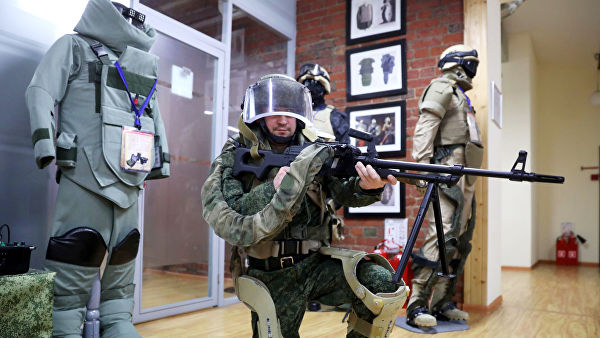 Железный человек. На что способен российский армейский экзоскелет