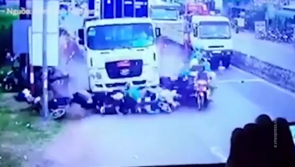 Смертельный таран во Вьетнаме. Видео