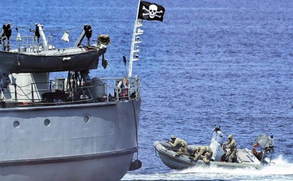 Вздернуть на рее: Пират русскому моряку не брат