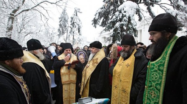 Сезон охоты: что ожидает каноническую церковь на Украине?